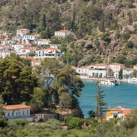 Agiazi Poros Summer House Γαλατάς