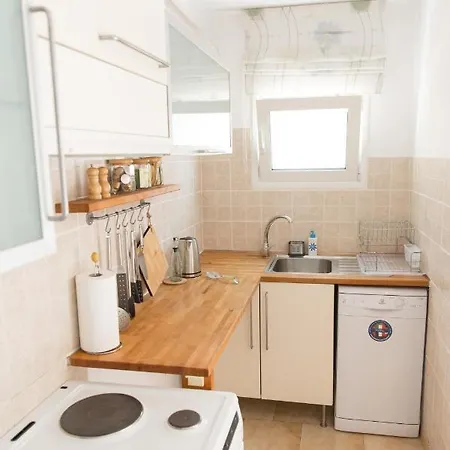 Agiazi Poros Summer House Γαλατάς