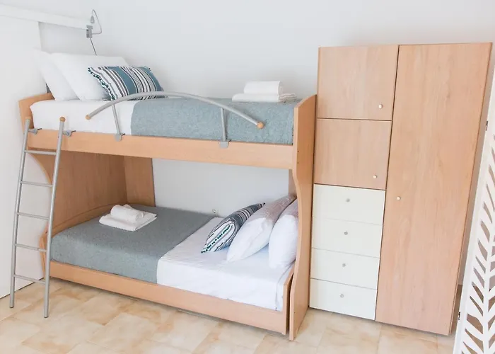 Agiazi Poros Summer House Galatás