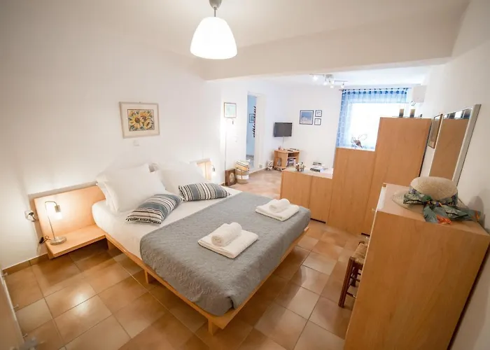 Апартаменты Agiazi Poros Summer House *