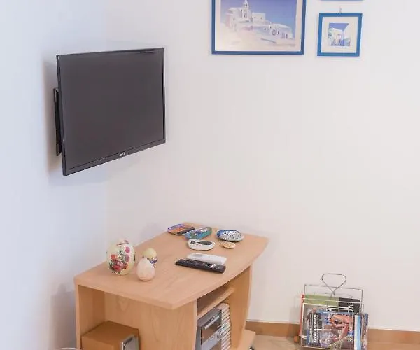 Апартаменты Agiazi Poros Summer House