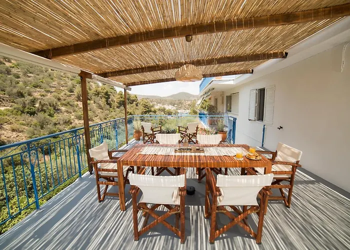 Agiazi Poros Summer House * Галатас