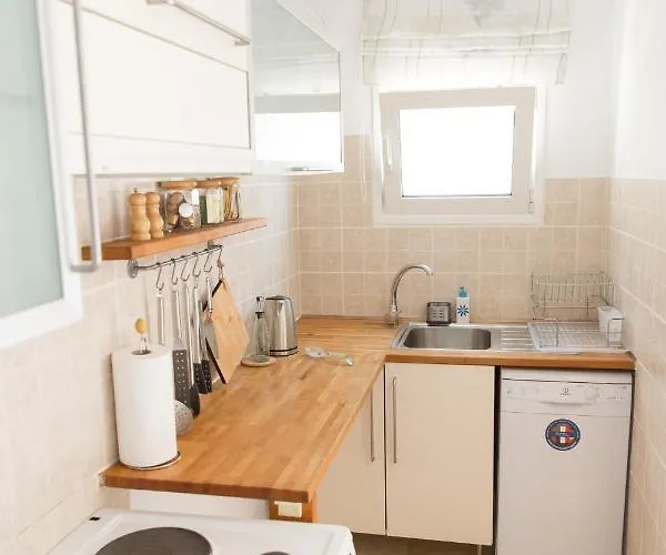 Agiazi Poros Summer House Galatás