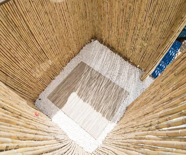 Agiazi Poros Summer House Галатас