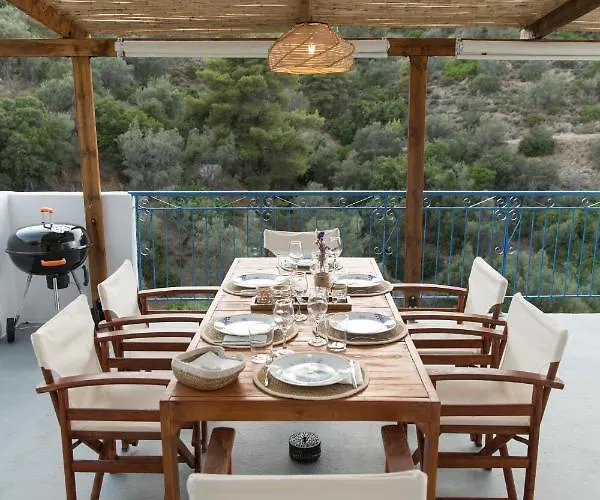 Agiazi Poros Summer House
